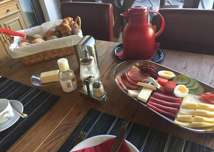 Erstklassiges Hotel Moselgarten in malerischem Bullay