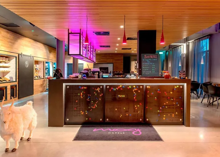 Best Hotels Near Excel London with Parking