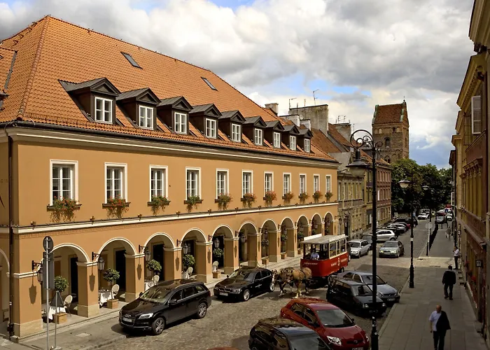 Explore Top Hotels in Warsaw for an Unforgettable Stay